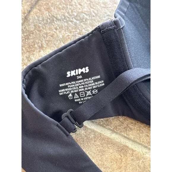 Skims Fits Everybody Scoop Plunge Bra Onyx Size 34A - Picture 7 of 7